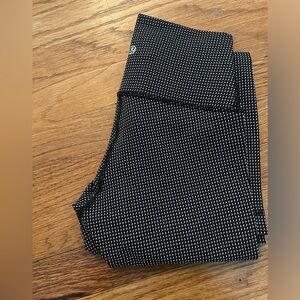 Lululemon WU Sz 4 Legging